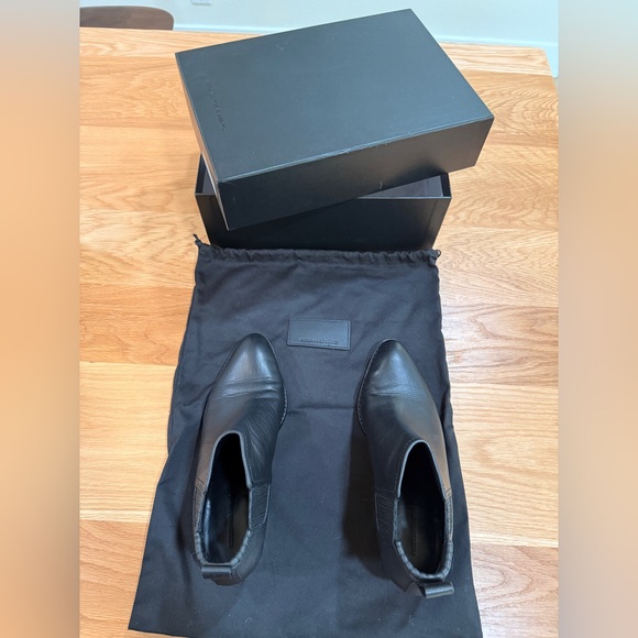 Alexander Wang Black Leather Kori Booties With Rose Gold Heel Size 37.5 / US 7.5 - Picture 5 of 6